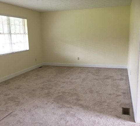 5th image of 182 Cardwell Ln