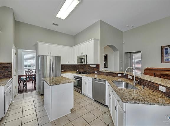 2nd image of 9909 Ashmont Dr
