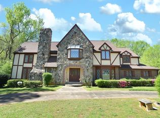 325 McKnight Rd, Senoia, GA 30276