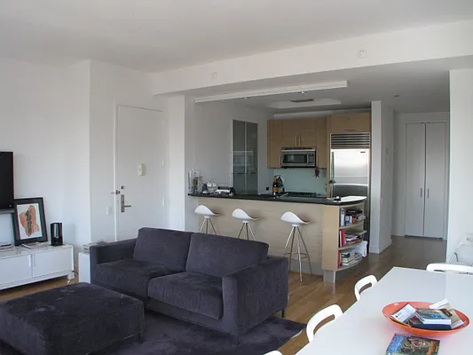 Rented by Vivaldi Real Estate | media 4