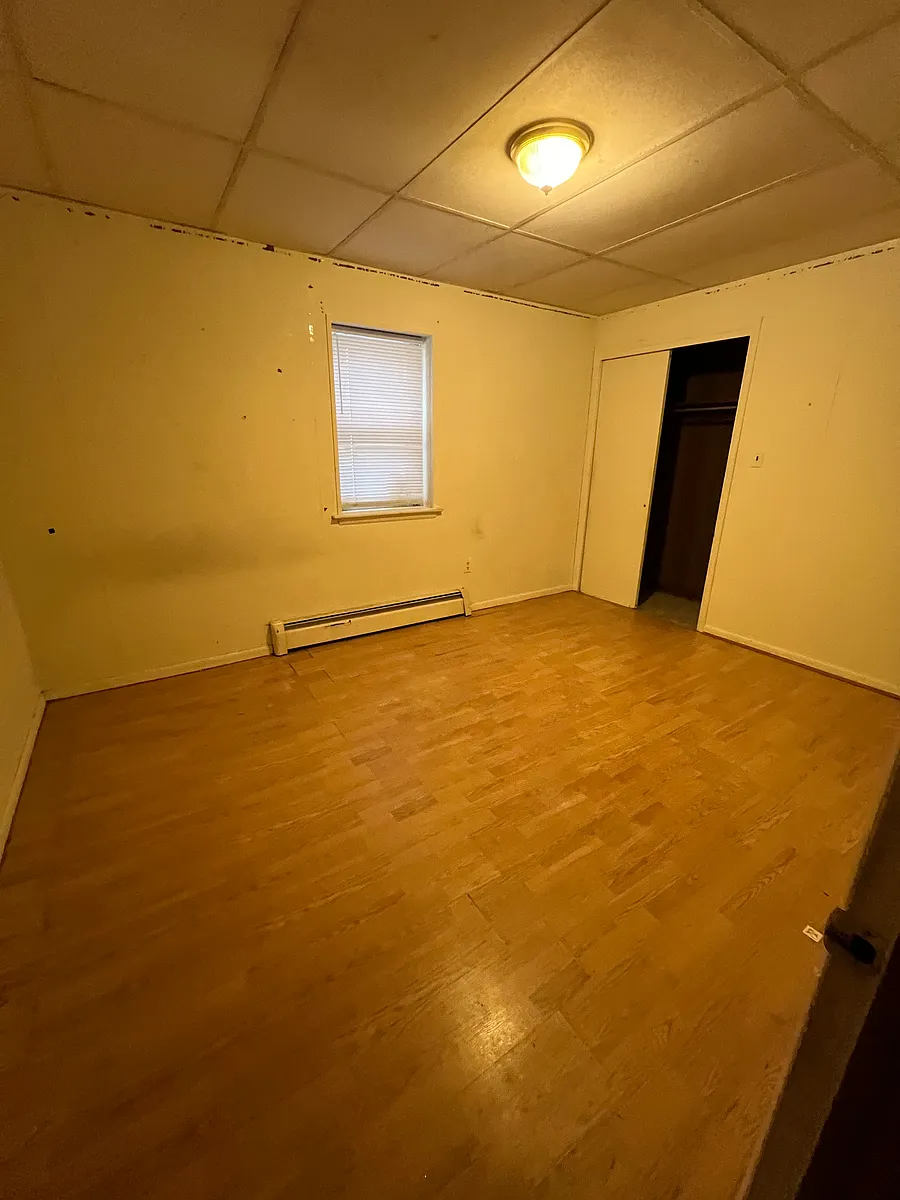 Building Photo - 733 York St #1