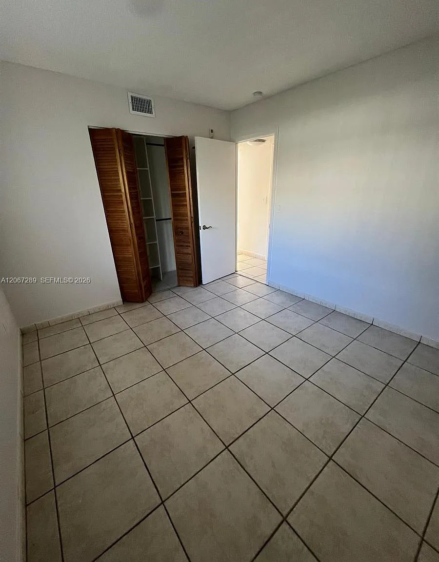 7830 Camino Real — Photo 3