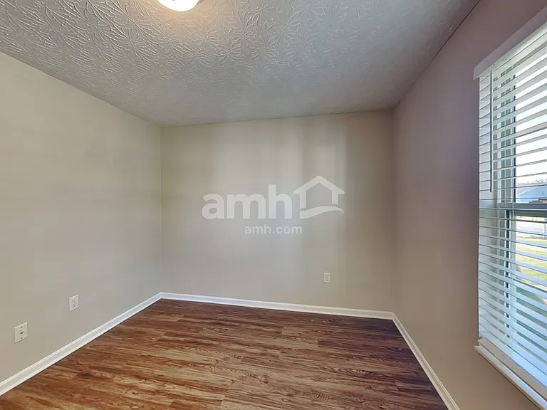 1166 Linford Cir — Photo 15