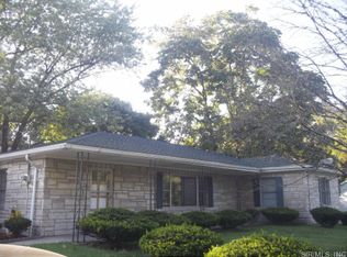 Chapel Dr, Collinsville, IL