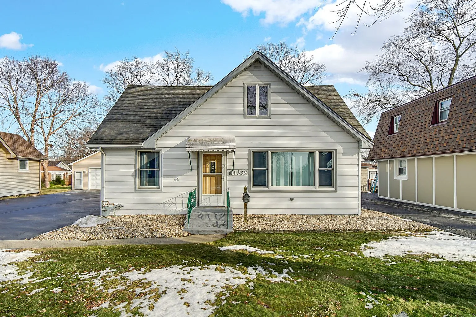 11339 S Normandy Ave photo 1