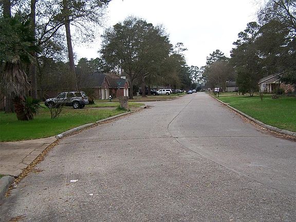 2nd image of 16902 Bally Castle Dr