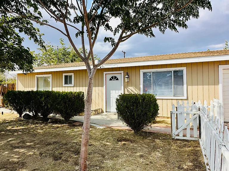 8913 Fir Ave — Photo 18
