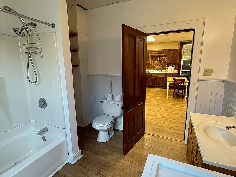 18 S Main St #2 — Photo 7