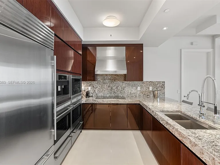 9703 Collins Ave #2515 — Photo 7