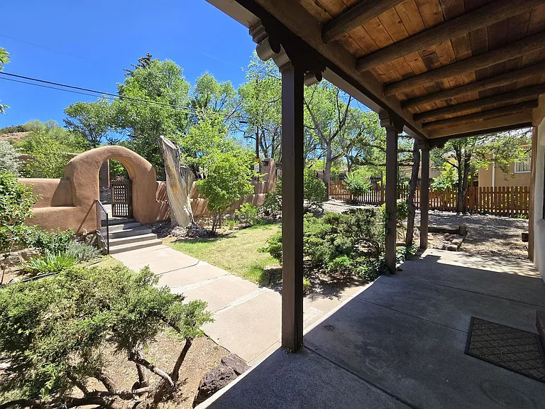 342 Hillside Ave — Photo 4