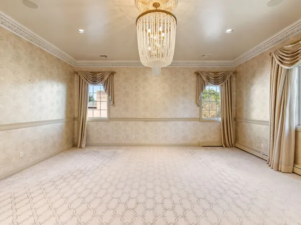 51 Romer Road image 35 of 92