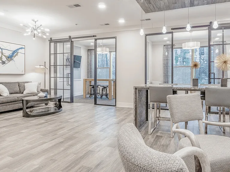 The Flats Exchange on Erwin Apartments — Photo 22