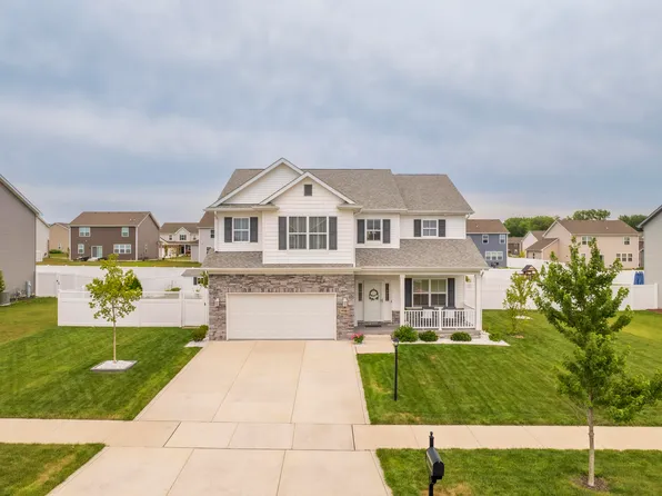 11163 Fayette St, Winfield, IN 46307
