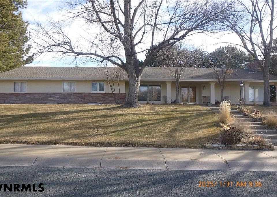 2nd image of 3003 8th Ave