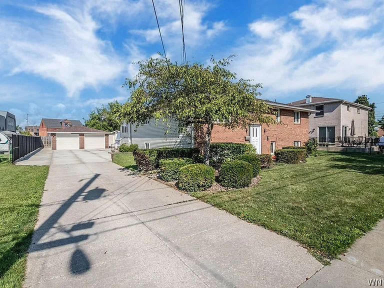 28 Mead St — Photo 4