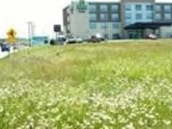 939 Pike St, Marietta, OH 45750