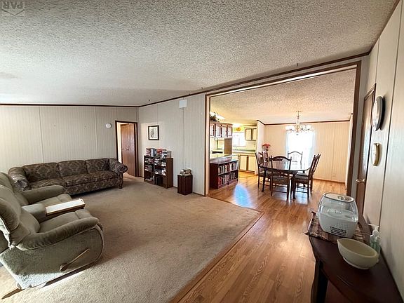 5th image of 982 S Dante Dr