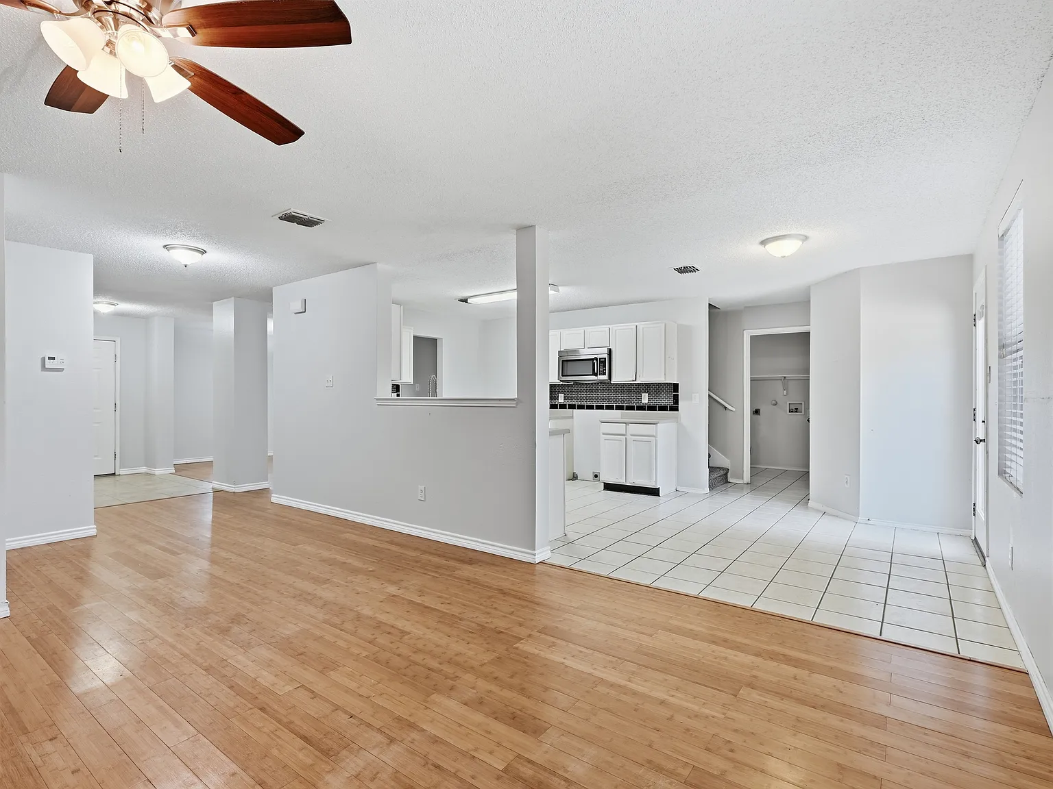 5 bed, 2915 sqft, $2,450 — Photo 4