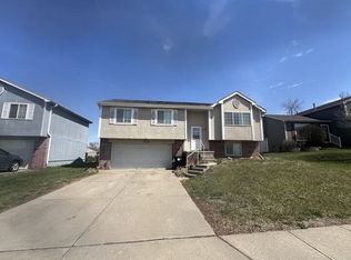 6507 N 112th St, Omaha, NE 68164
