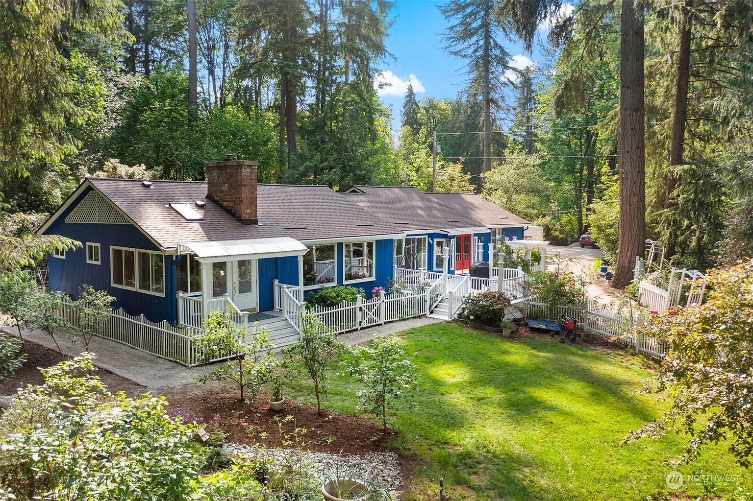 21533 NE Woodinville Duvall Road photo 1