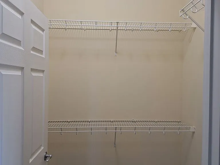 5215 Center St #201 — Photo 10