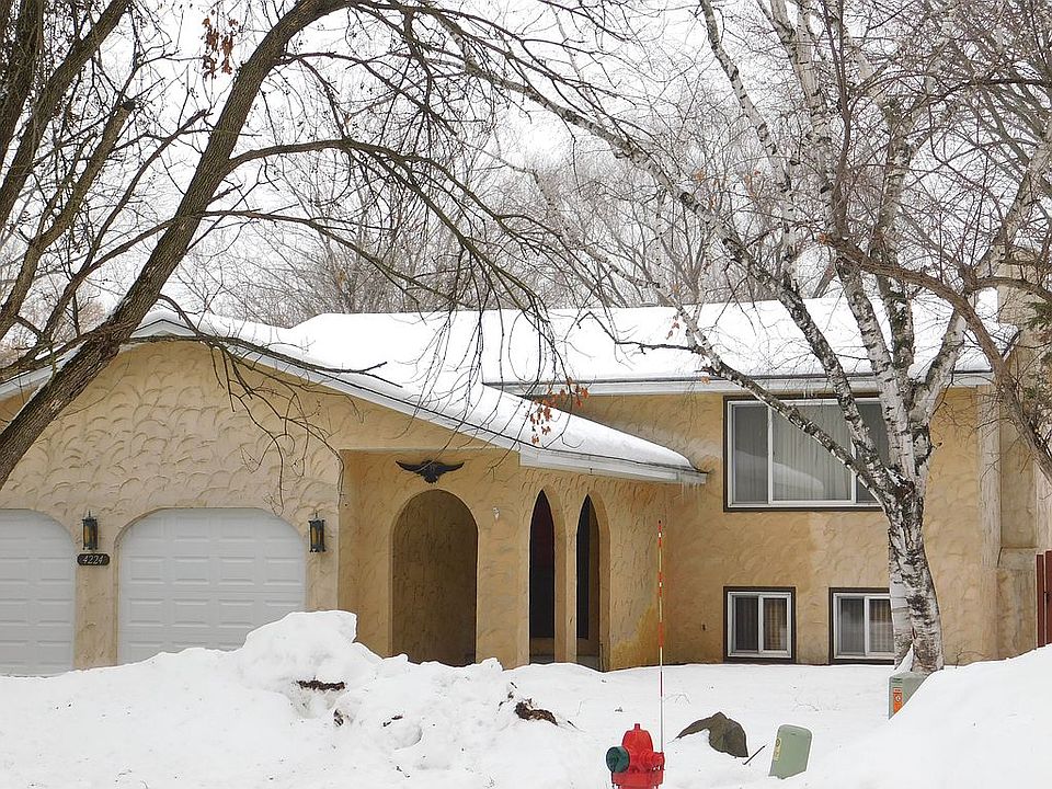 1st image of 4224 Clark Cir