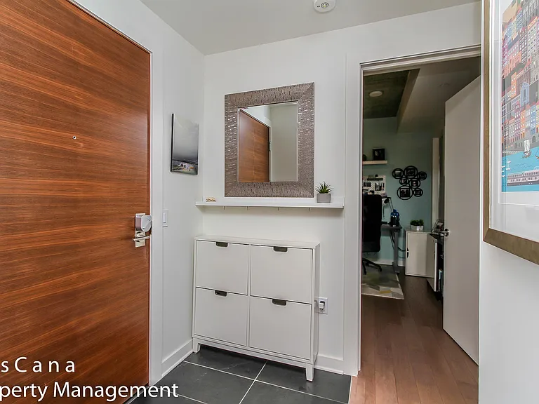 135 Barrette St #409 — Photo 10