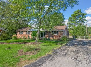 315 Verdun Dr, Clarksville, TN