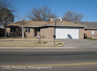 807 E Berrendo Rd, Roswell, NM 88201