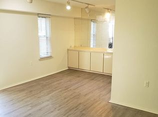 32005 W Twelve Mile Rd UNIT 110-107-1, Farmington Hills, MI