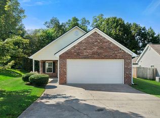 212 Louise Ln, Calhoun, GA 30701