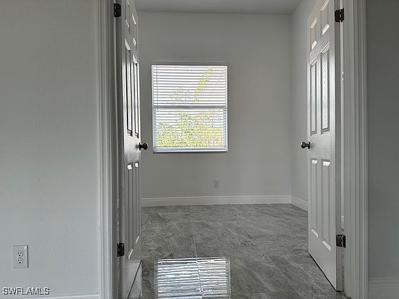 4th image of 573 Sherwood Ave S