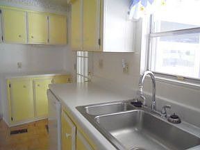 1st image of 157 Kings Blvd
