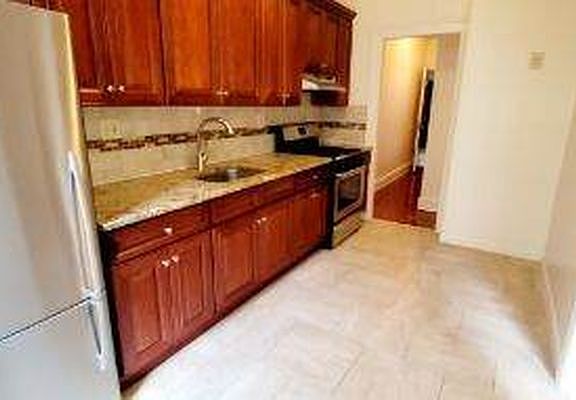 3rd image of 20-67 38th St #C2