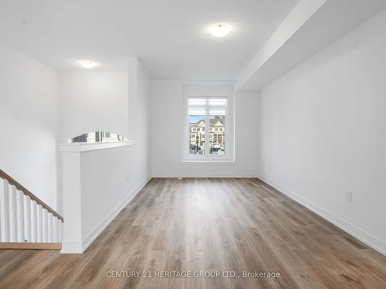 96 Lyall Stokes Cir — Photo 2