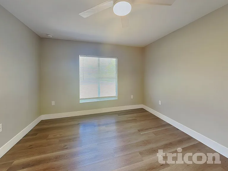 15476 Chamberlain Blvd — Photo 5
