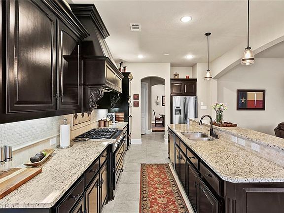 3rd image of 424 El Camino Dr