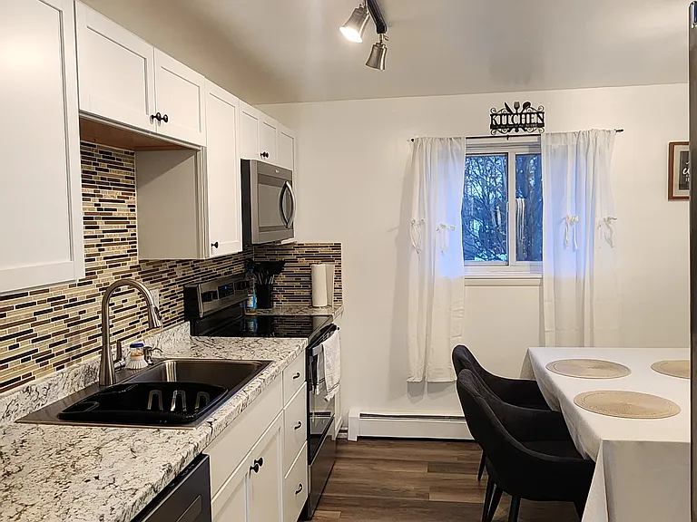38 Hill Ave #6 — Photo 26