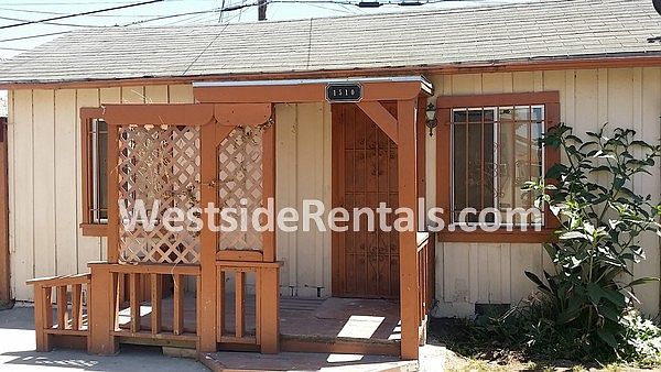 2nd image of 1510 W 83rd St