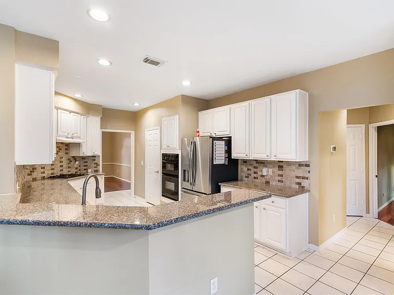 6 Windfern Pl — Photo 16