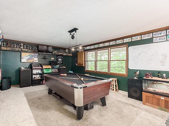 3rd image of 2948 Franchel Ct NW