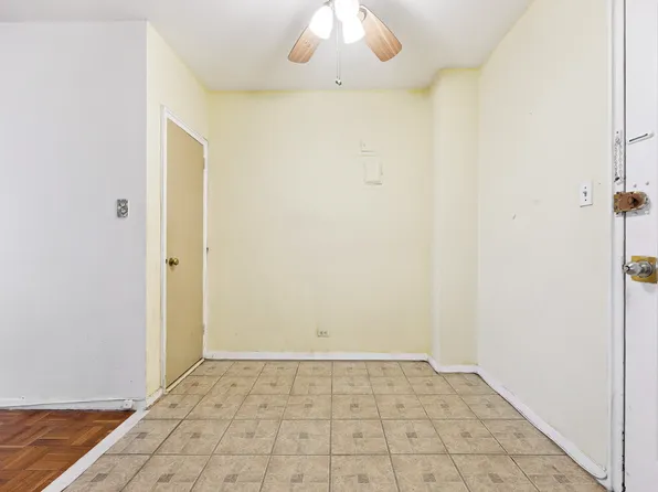 110-45 Queens Boulevard image 3 of 20