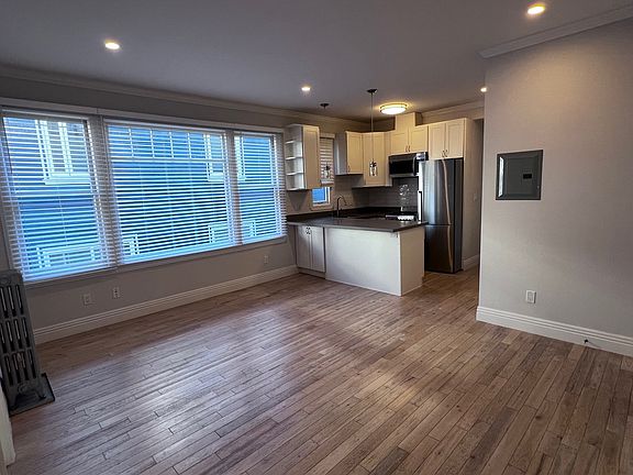 2nd image of 171 Montecito Ave #204