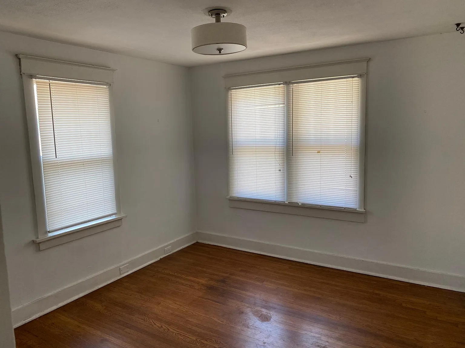 2312 Hilton Ave — Photo 2