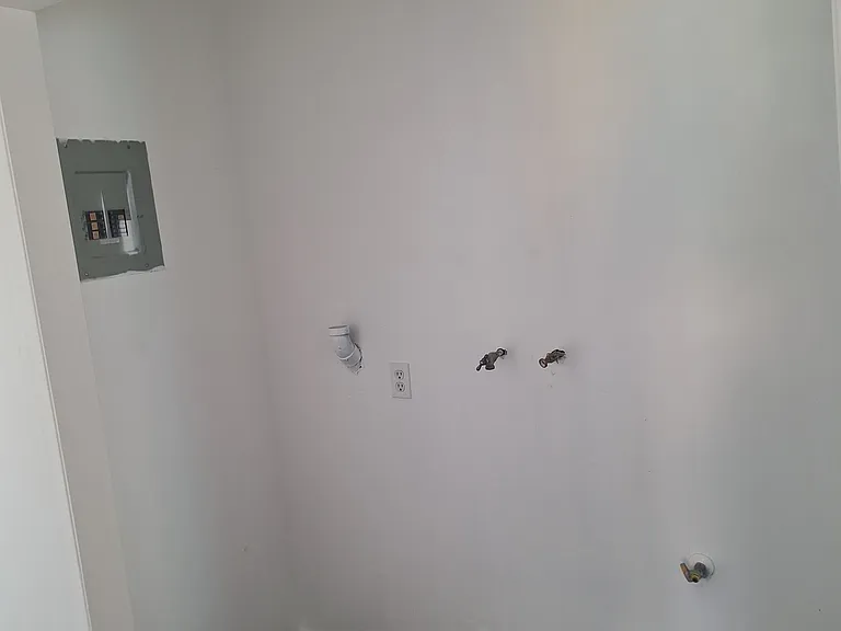 1018 W 93rd St #1 — Photo 10