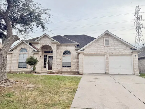 6814 Benjamin Ln, Pasadena, TX 77505