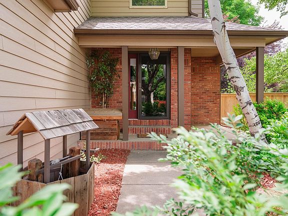 4th image of 2488 Anemonie Ct