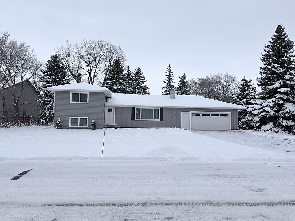 Fornt 55 Captain Marsh Drive, Mandan ND