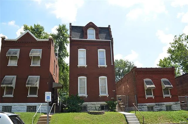 3826 Wisconsin Ave photo 1