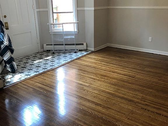 4th image of 5 Greenwood St #1